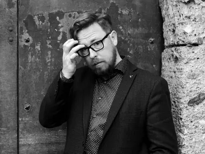 Tadeusz Dąbrowski. "The Scent of Man"